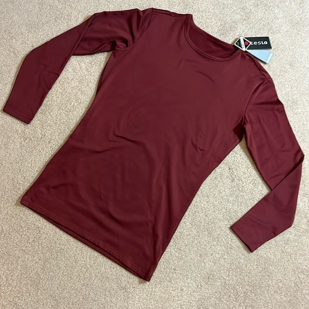 NEW Men'sTESLA GEAR Overheat Hyper-DrI Performance Training Shirt, Burgundy, XL